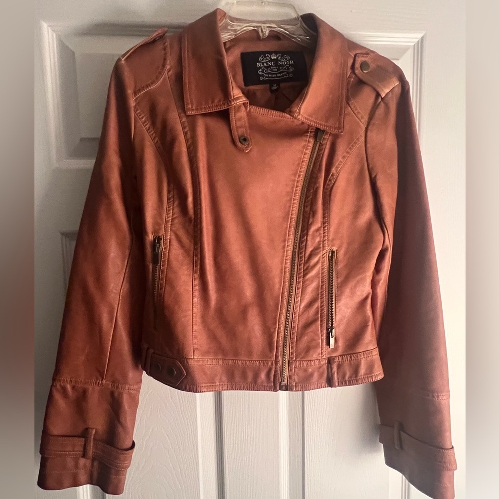 Blanc Noir Women's Brown Leather Jacket
